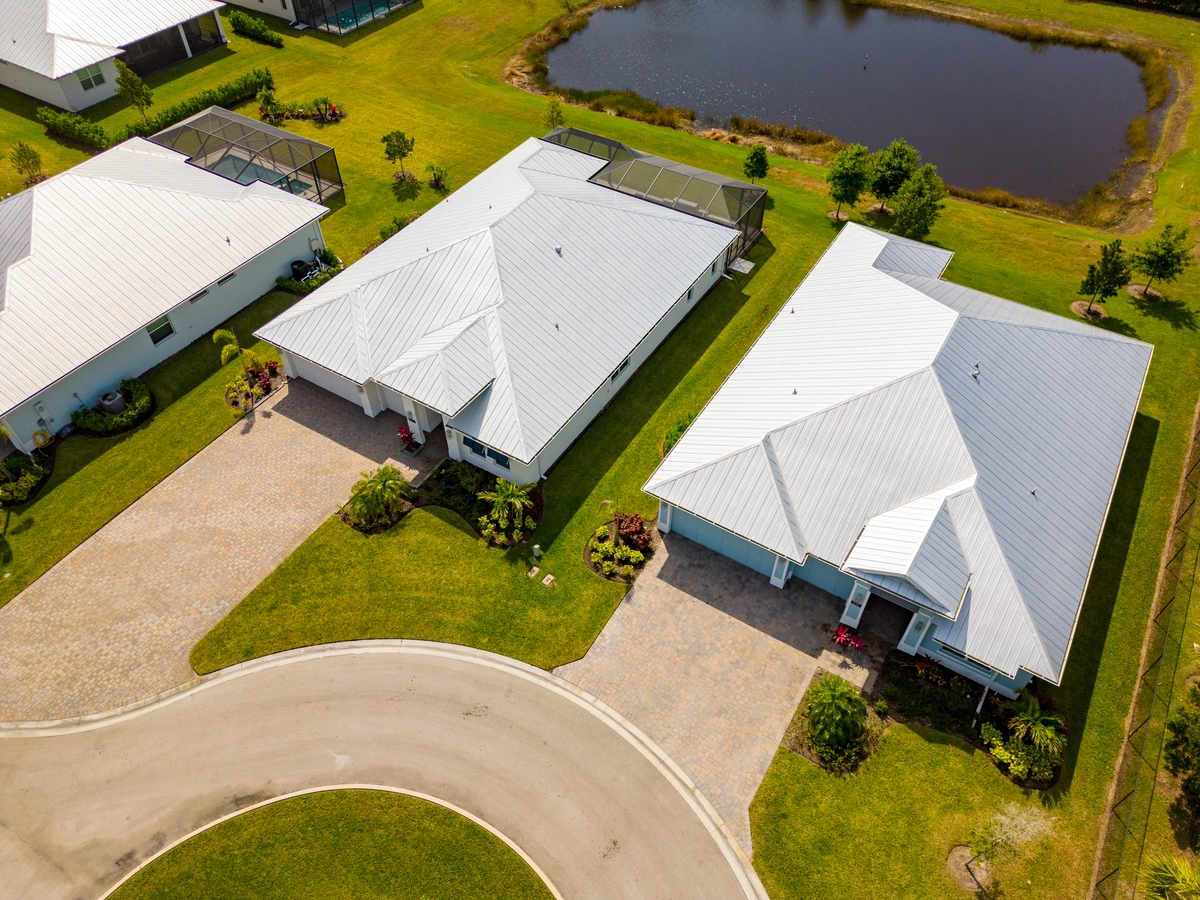 gray metal roofs on the Florida homes