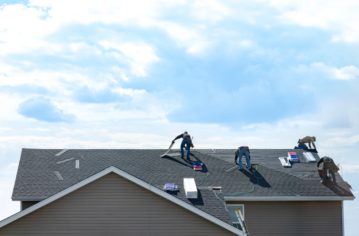 installing shingles
