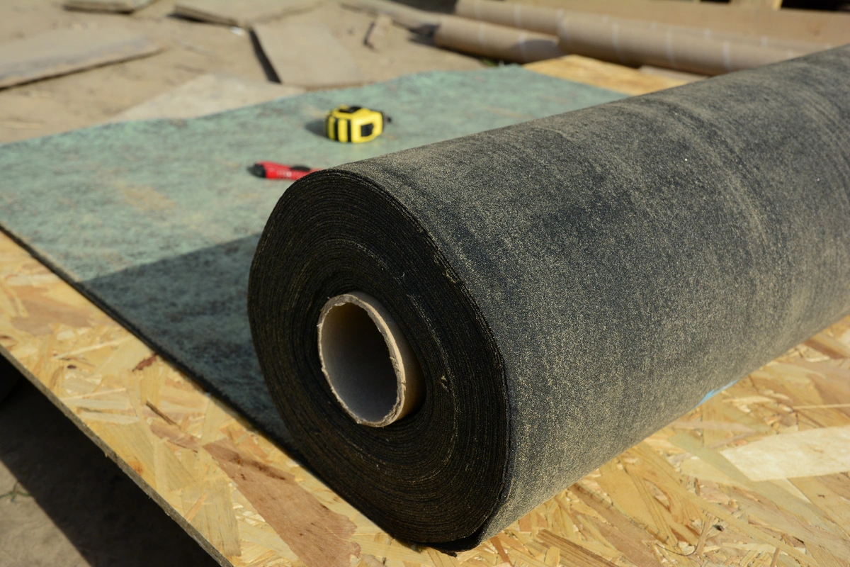 A roll of roofing underlayment