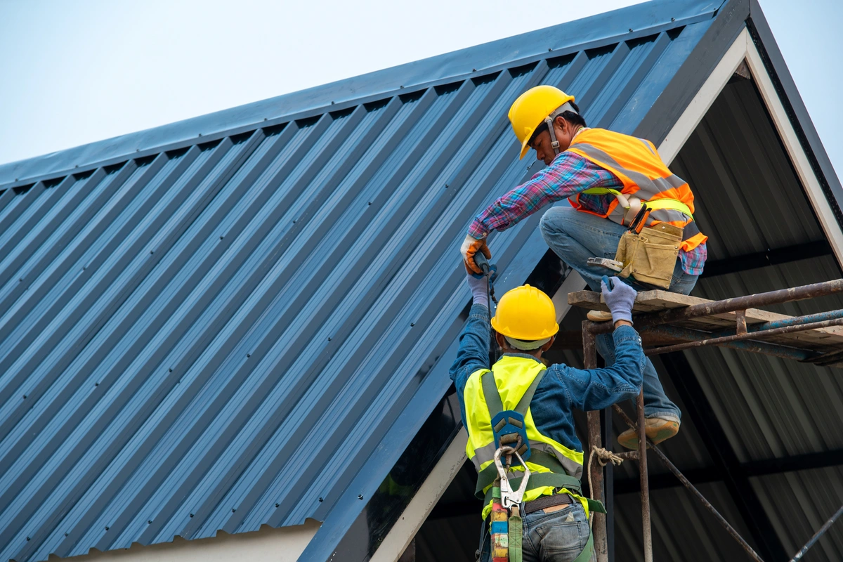 roofers and metal roofing