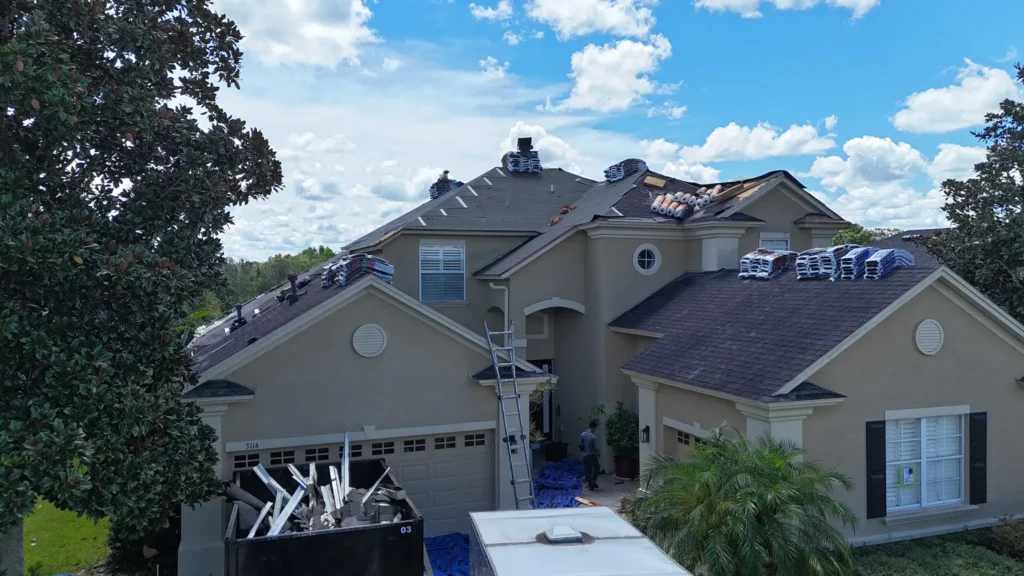 Navigating Insurance Claims for Emergency Roof Repairs